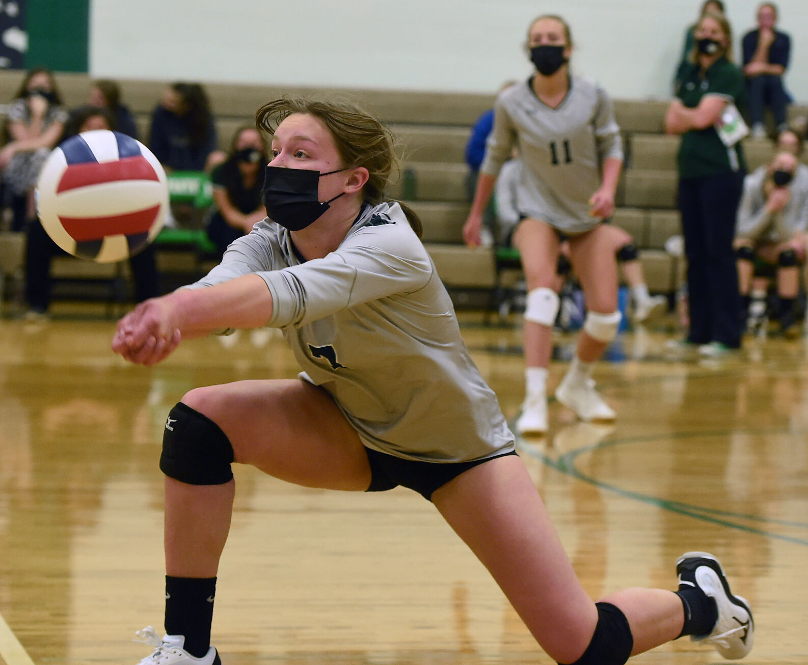040721-s-volleyball 1032.jpg